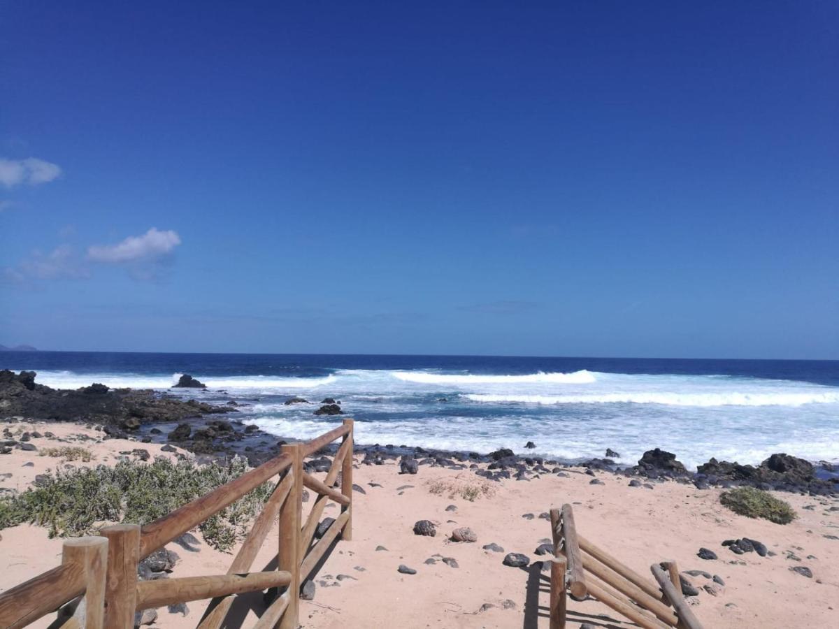 Buen Retiro Villa Guatiza Luaran gambar